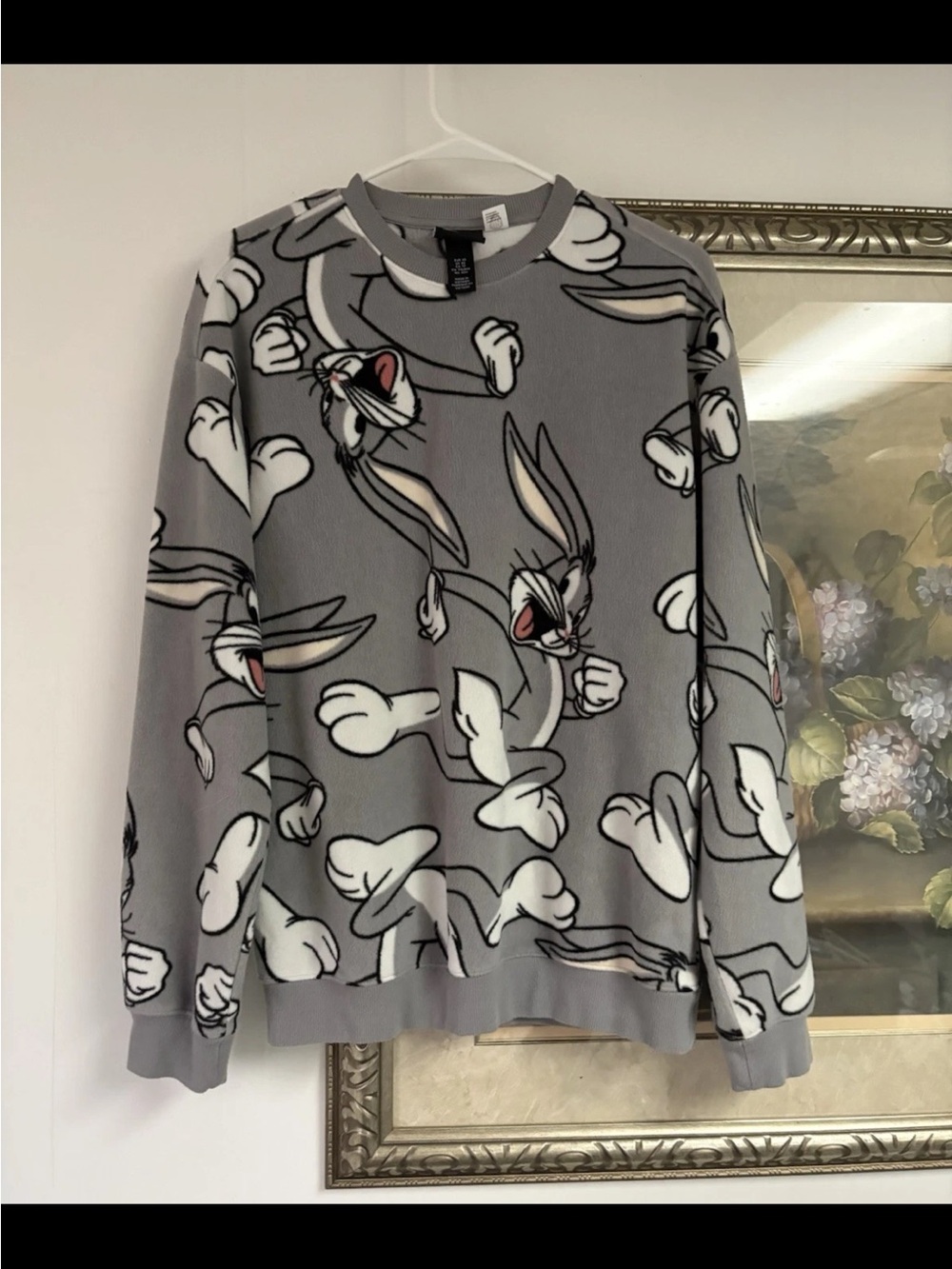 H&M Gray Bugs Bunny Graphic Crewneck Sweater